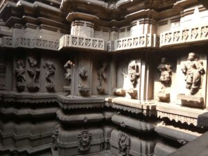 Carvings at Bhuleshwar Temple