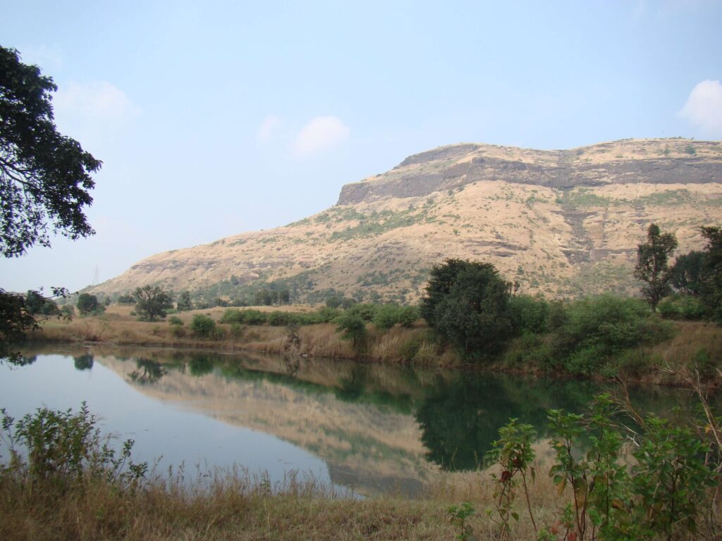 Tringalwadi Fort