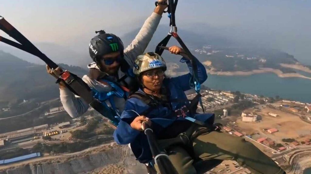 Paragliding in Tehri