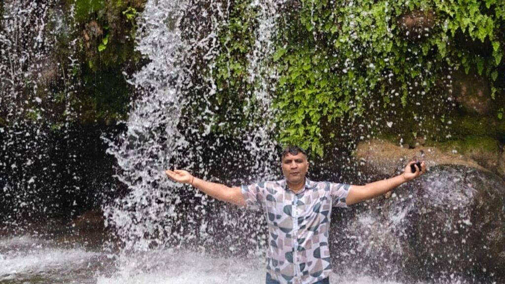 Barati Rau waterfall Jim Corbett natural pool jungle moss rock